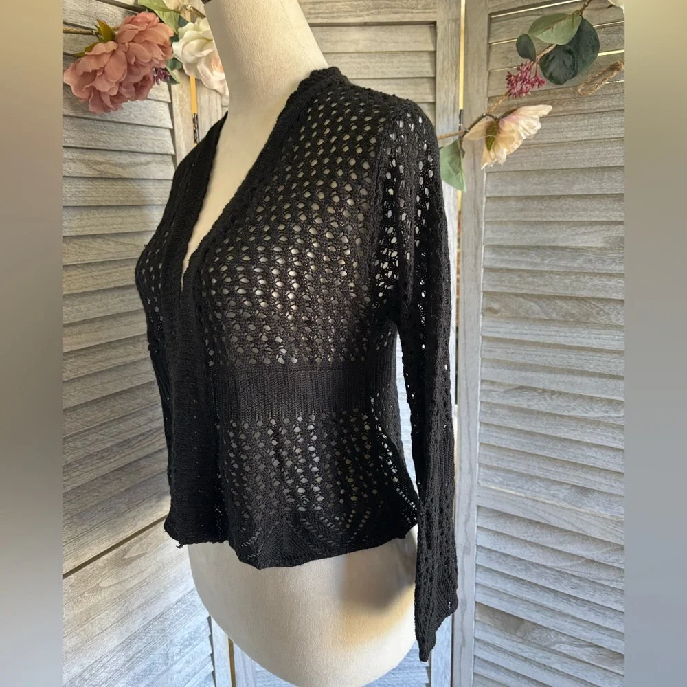 SWEET KIZZ Women’s SZ XL Black Crochet Knit Shrug/Sweater/Jacket w/Bell Sleeves - Picture 7 of 16